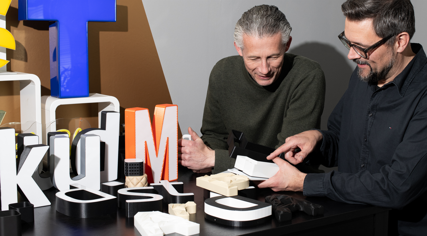 Produktentwicklung und Modellbesprechung im Team von Medienwerk 15
